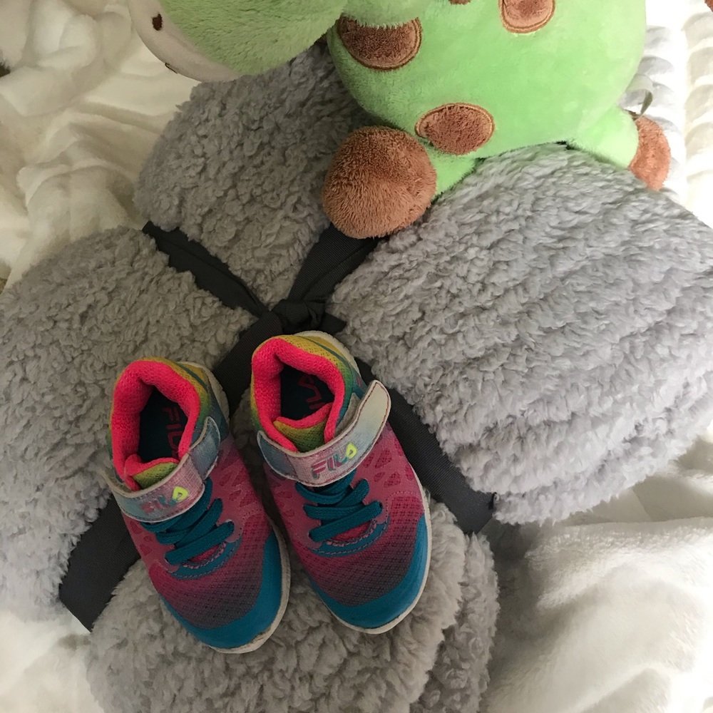 Puma Toddler Girls Size 5